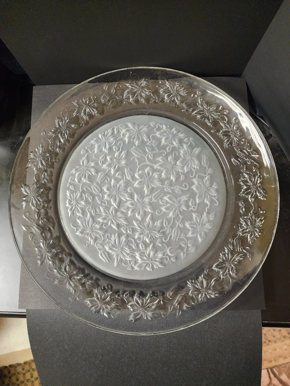 Princess House Clear Floral Pressed Glass Dinner Plate